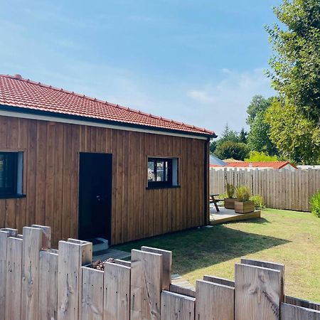 Cabane De Brice A Ares Exterior photo