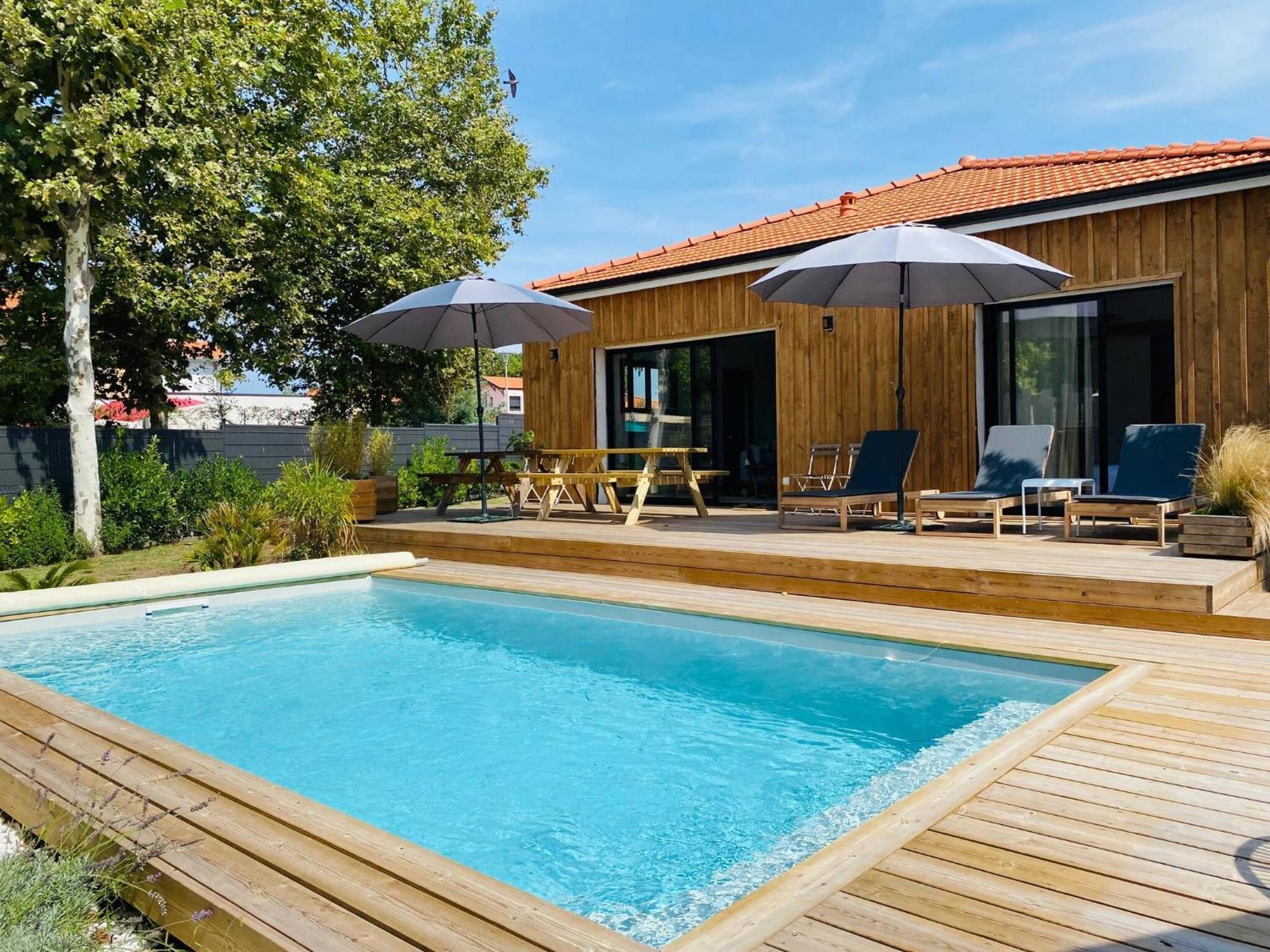 Cabane De Brice A Ares Exterior photo